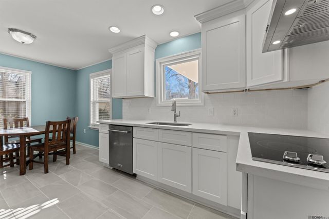 1248 Knollhaven Dr, Saint George, LA 70810