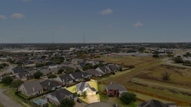 1972 Jobes Court, Alvin, TX 77511