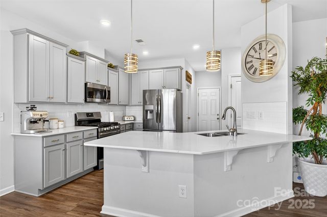 7720 Sea Turtle Way, Lancaster, SC 29720