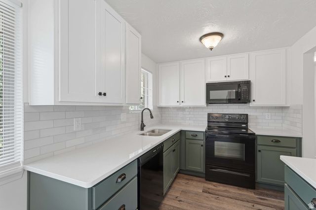 2866 W 1700 N, Clinton, UT 84015