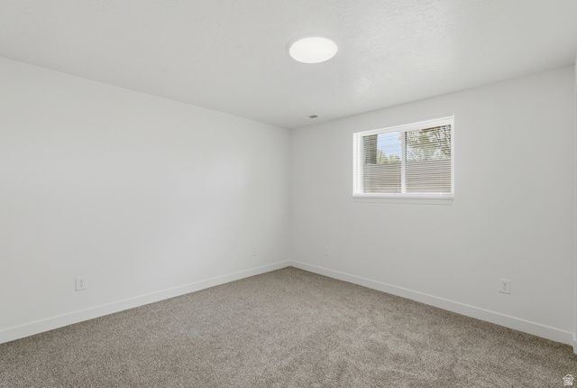 2866 W 1700 N, Clinton, UT 84015