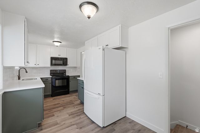 2866 W 1700 N, Clinton, UT 84015