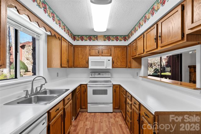 103 Cedar Forest Trail, Asheville, NC 28803