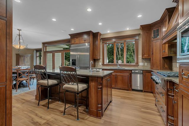 90 27th Street N, Sartell, MN 56377