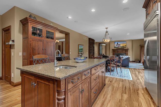 90 27th Street N, Sartell, MN 56377