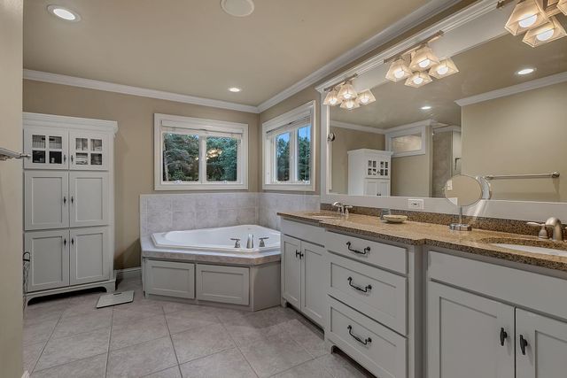 90 27th Street N, Sartell, MN 56377