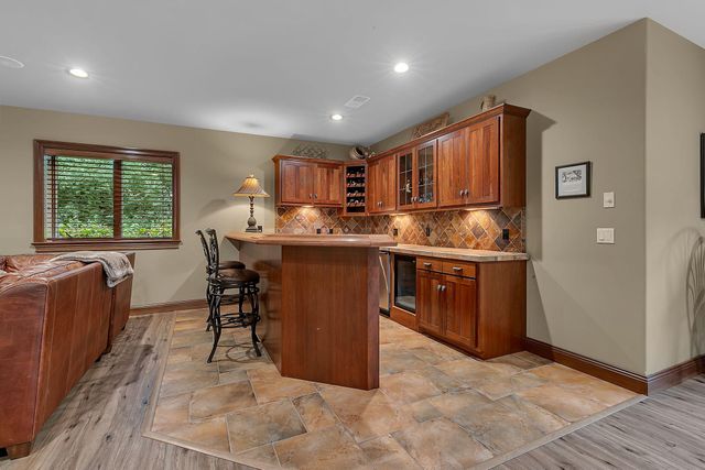 90 27th Street N, Sartell, MN 56377