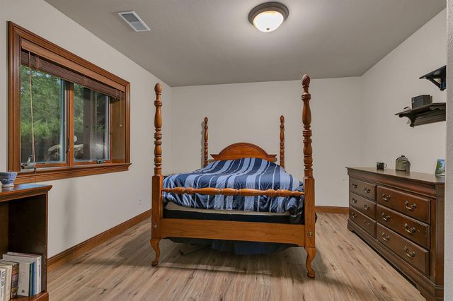 90 27th Street N, Sartell, MN 56377