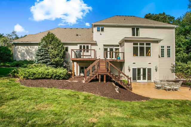 90 27th Street N, Sartell, MN 56377