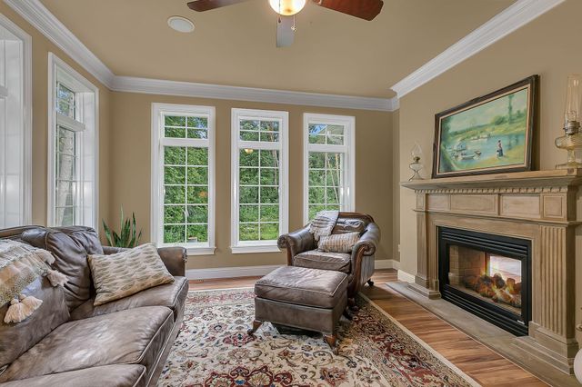 90 27th Street N, Sartell, MN 56377