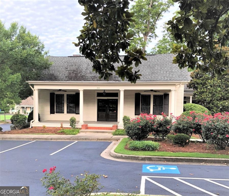 235 Glynn Street S, Fayetteville, GA 30214