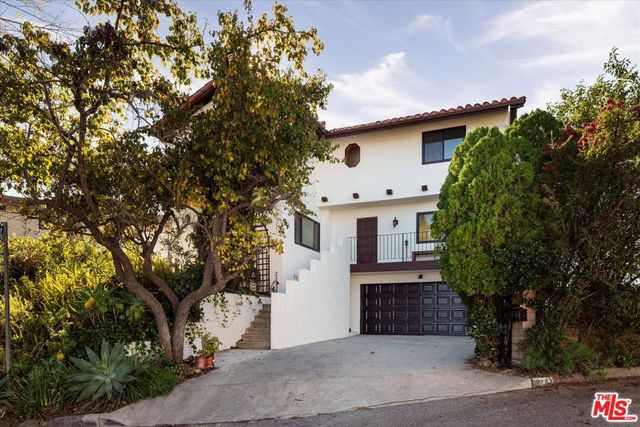 4249 Torreon Drive, Woodland Hills, CA 91364