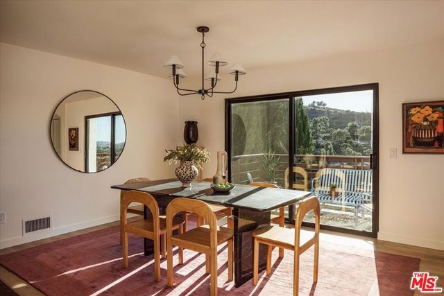 4249 Torreon Drive, Woodland Hills, CA 91364