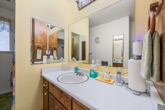 177 Genevieve Drive, Grants Pass, OR 97527
