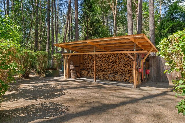 177 Genevieve Drive, Grants Pass, OR 97527