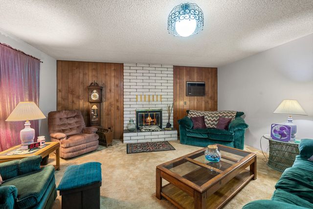 177 Genevieve Drive, Grants Pass, OR 97527