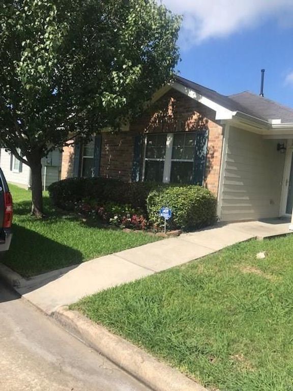 11823 Longwood Garden Way, Houston, TX 77047