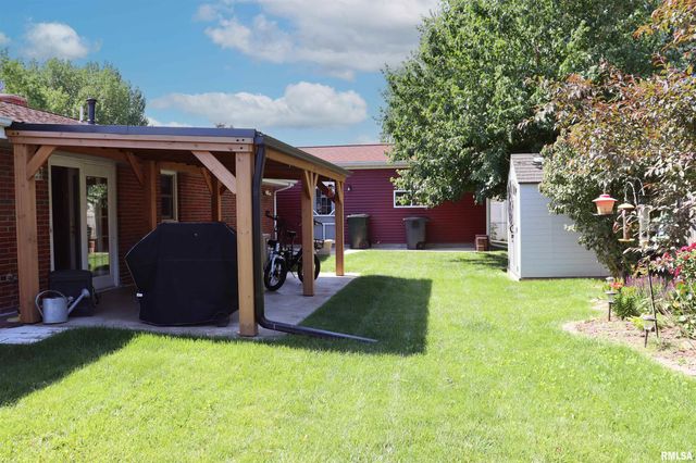 4701 W WANDA Avenue, Bartonville, IL 61607