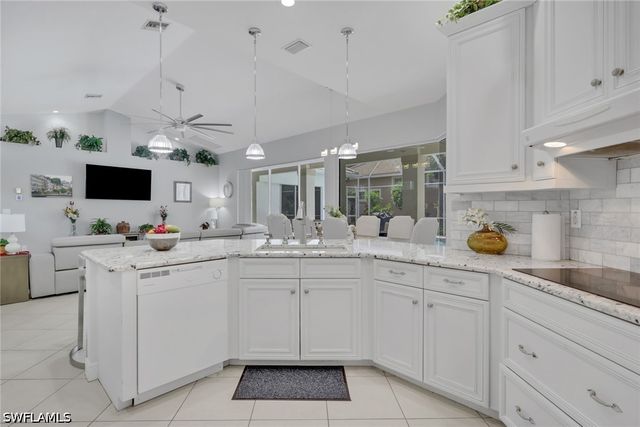 516 Eagle Creek DR, Naples, FL 34113