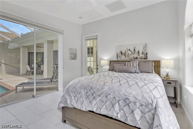 516 Eagle Creek DR, Naples, FL 34113