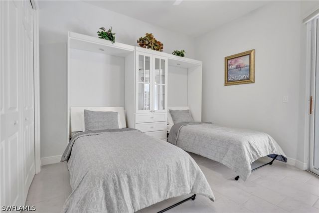 516 Eagle Creek DR, Naples, FL 34113