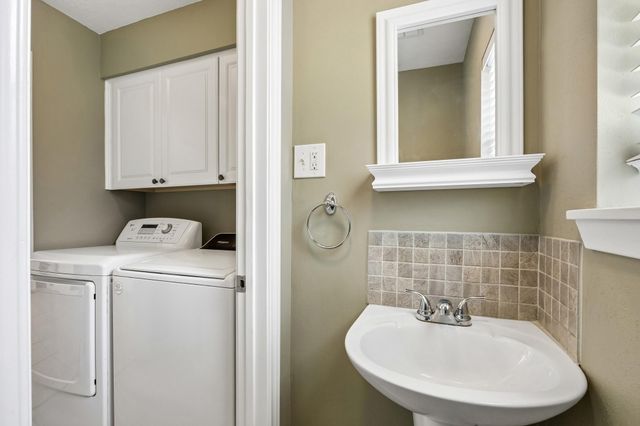 1446 Davon Lane, Houston, TX 77058