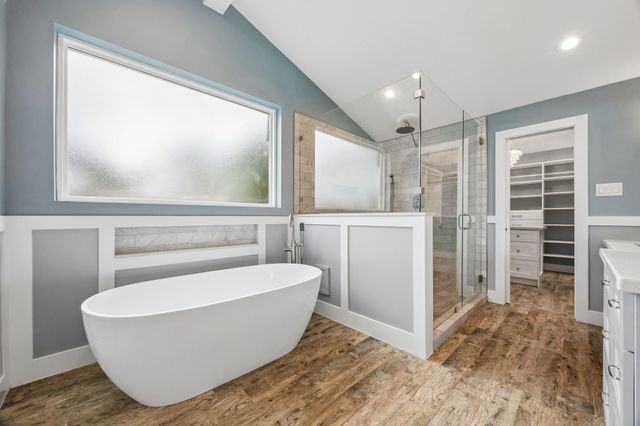 1446 Davon Lane, Houston, TX 77058