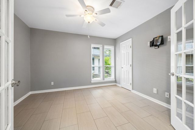 1446 Davon Lane, Houston, TX 77058