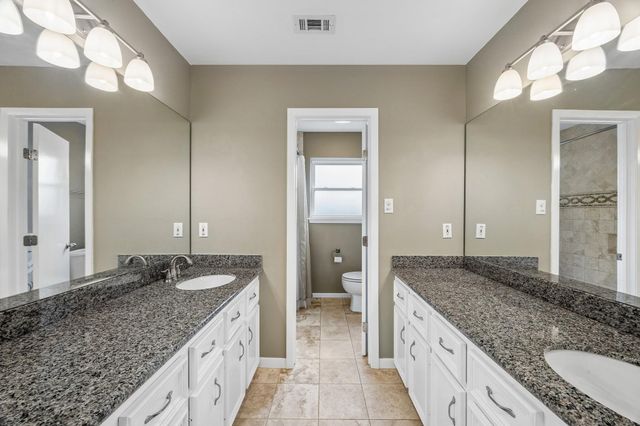 1446 Davon Lane, Houston, TX 77058