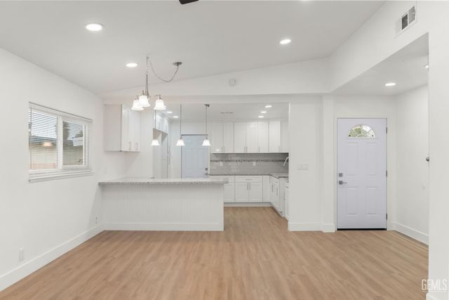 2612 LEE Street, Bakersfield, CA 93304