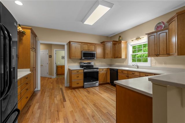 123 Grand Summit Drive, Seneca, SC 29672