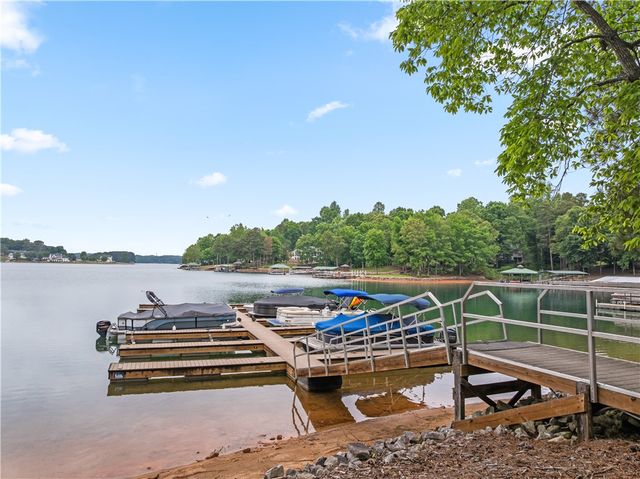 123 Grand Summit Drive, Seneca, SC 29672