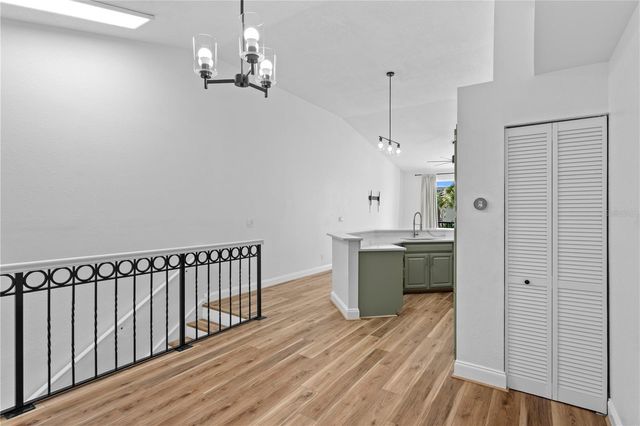 604 ARBOR LAKE LANE, Tampa, FL 33602