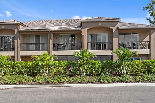 604 ARBOR LAKE LANE, Tampa, FL 33602