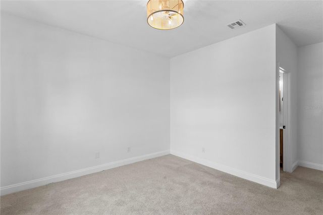 604 ARBOR LAKE LANE, Tampa, FL 33602