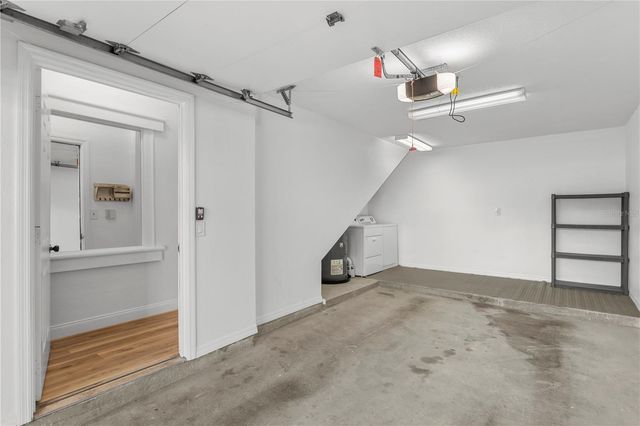 604 ARBOR LAKE LANE, Tampa, FL 33602