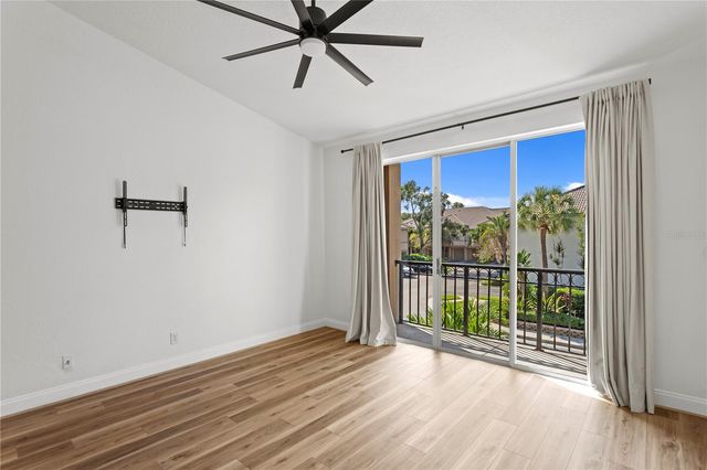 604 ARBOR LAKE LANE, Tampa, FL 33602