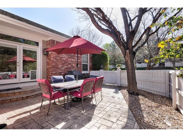 9827 Greensview Cir, Lone Tree, CO 80124
