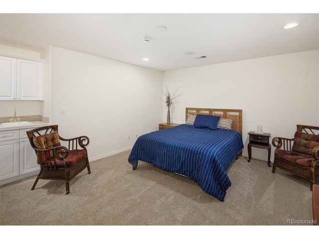9827 Greensview Cir, Lone Tree, CO 80124