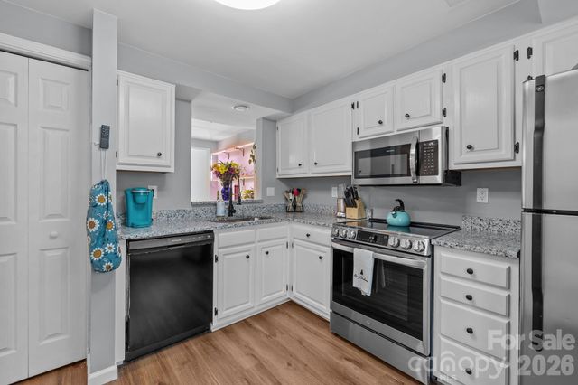 247 Water Oak Drive, Pineville, NC 28134