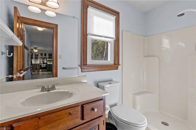 1237 Heathcliff DR, Virginia Beach, VA 23464