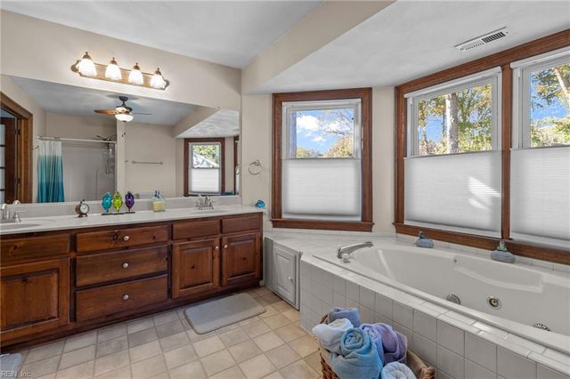 1237 Heathcliff DR, Virginia Beach, VA 23464