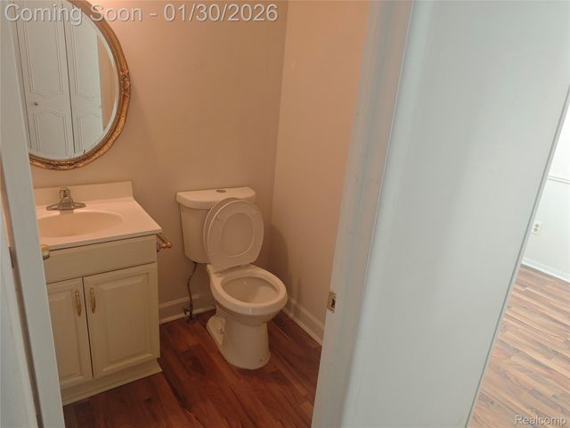 979 Kirts Boulevard, Troy, MI 48084