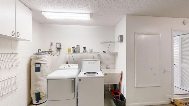 8430 SW 90TH LANE D, Ocala, FL 34481
