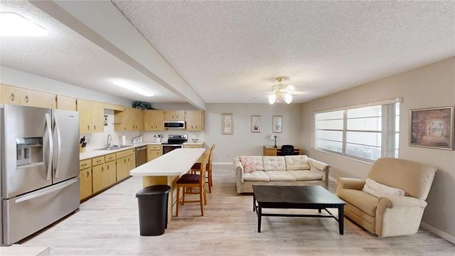 8430 SW 90TH LANE D, Ocala, FL 34481