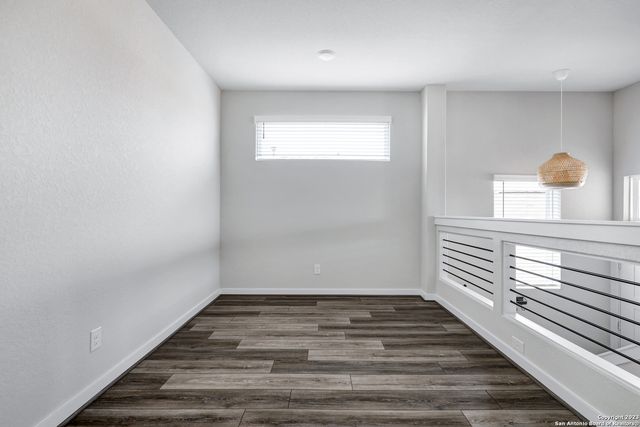 7910 needle, San Antonio, TX 78249