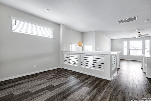 7910 needle, San Antonio, TX 78249