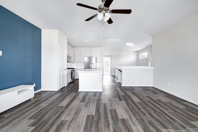 7910 needle, San Antonio, TX 78249