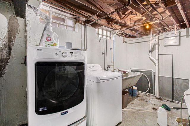 9609 Stout Street, Detroit, MI 48228