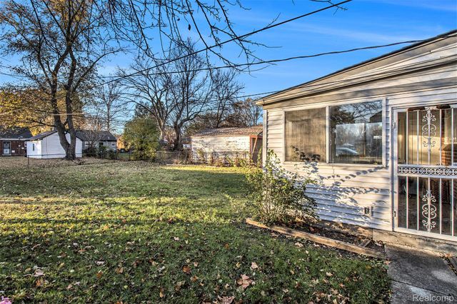 9609 Stout Street, Detroit, MI 48228